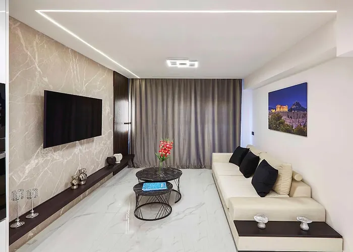 Kallimarmaro Μ&Μ Smart Suite By Superhost Hub